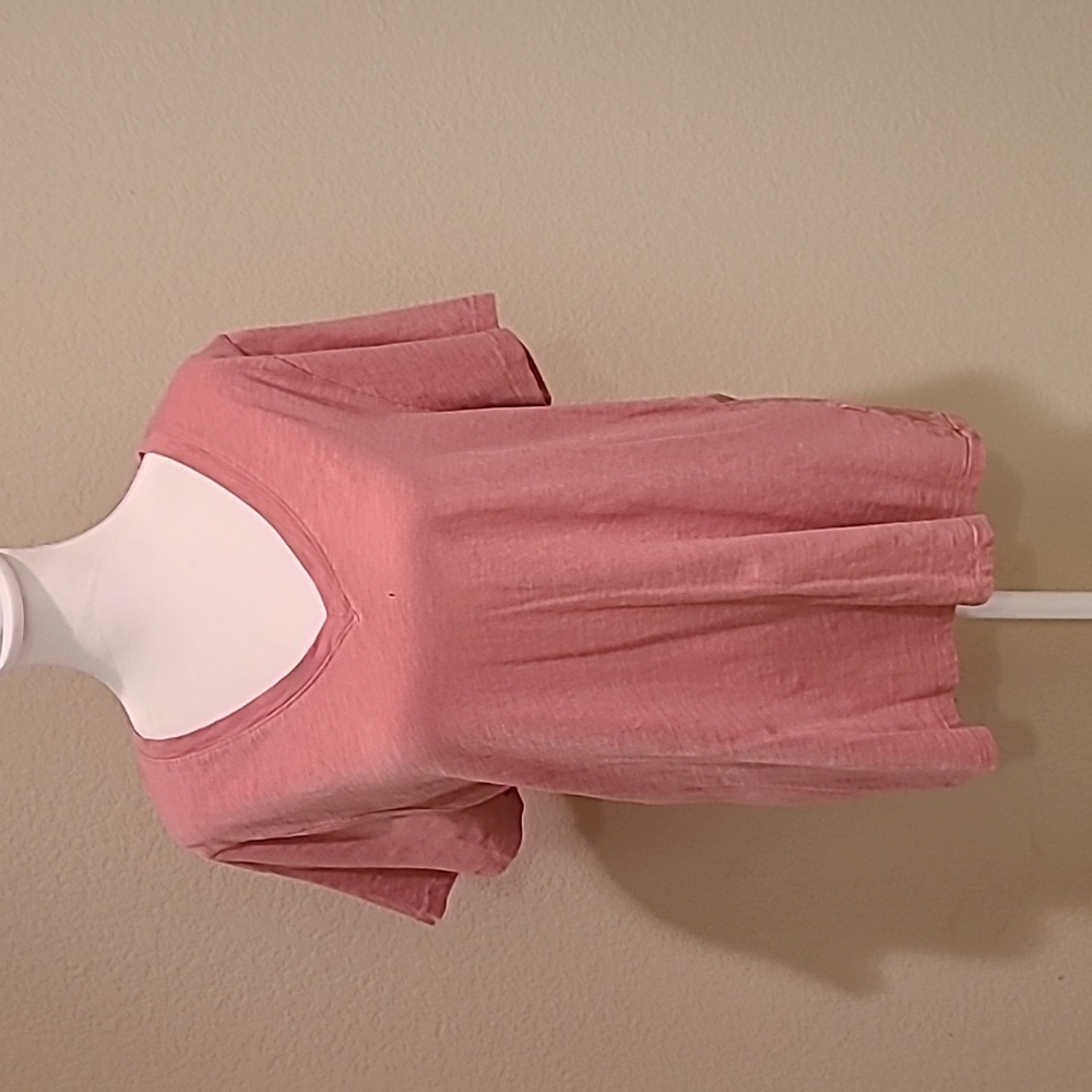 Sonoma Dusty Rose V-Neck Short Sleeve Tee